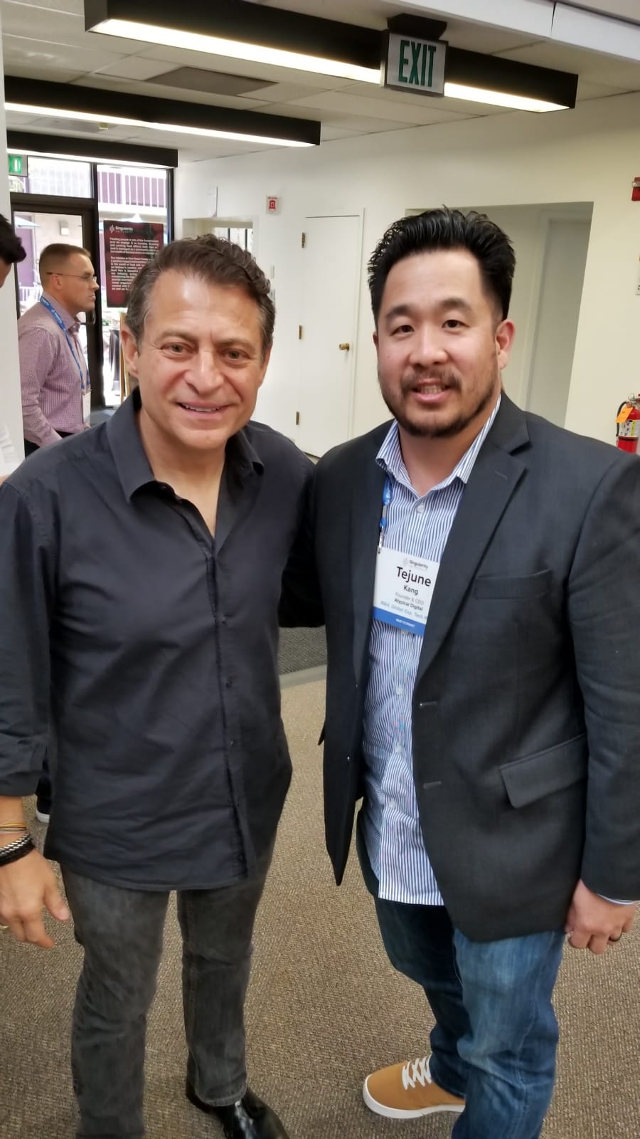 Tejune Kang at Singularity University with Peter Diamandis