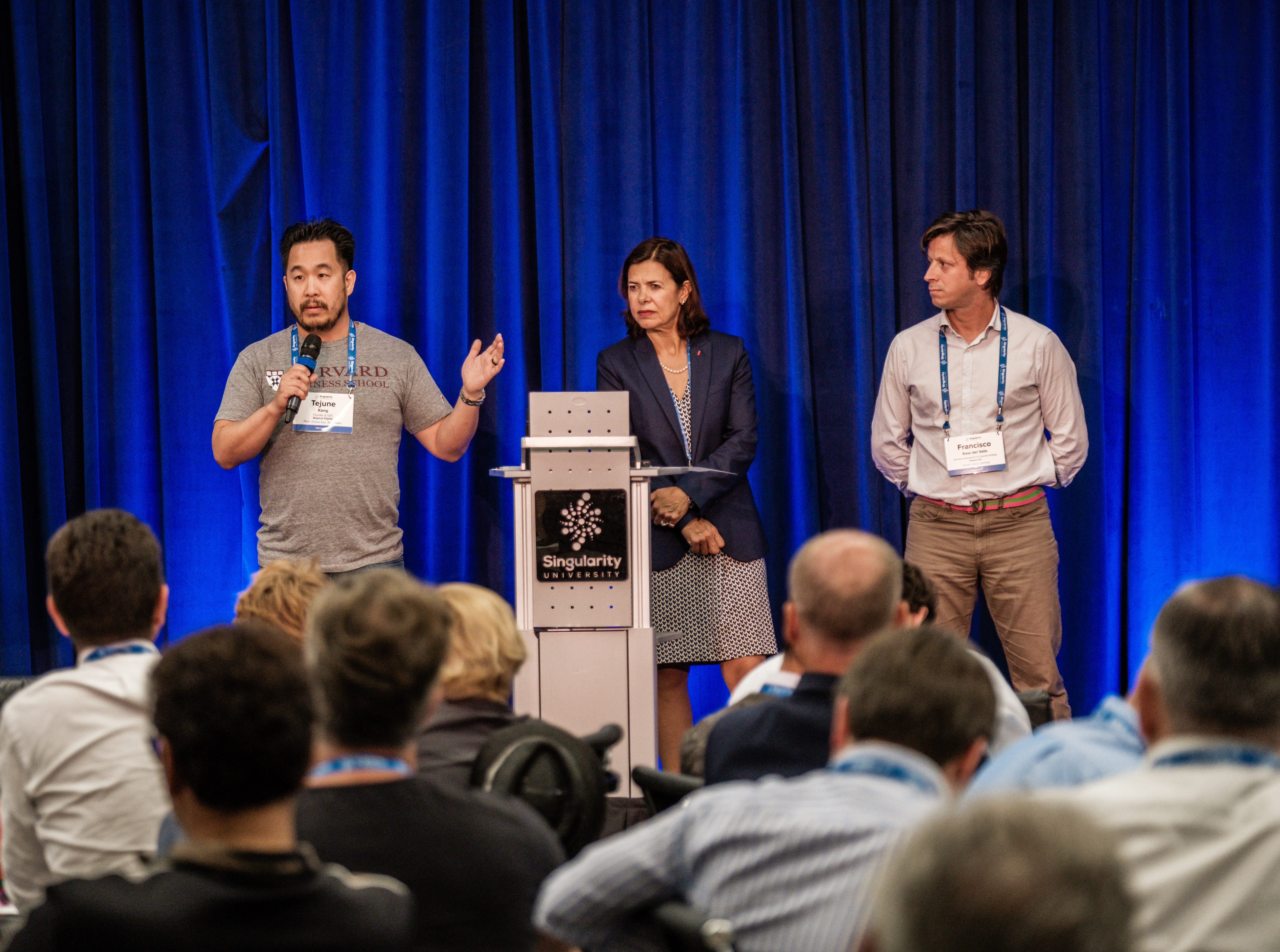 Tejune Kang speaking at Singularity University Executive Program